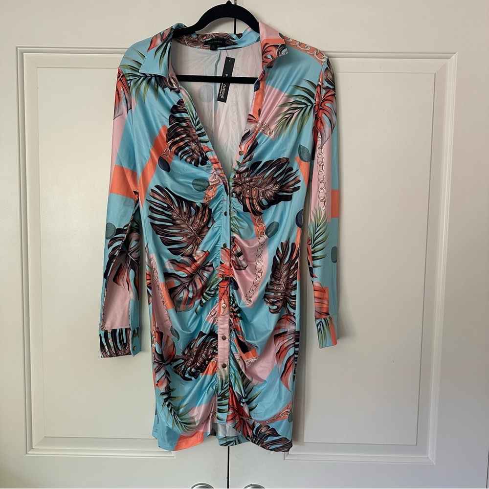 Miss Avenue tropical long sleeve dress